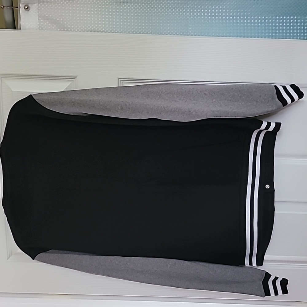 Amazon Embroidered Two Tone Jacket Medium - image 4